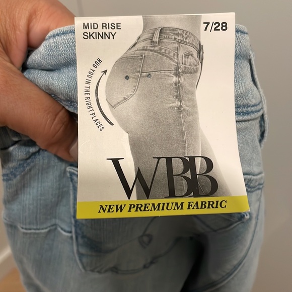 WOMEN BRAND NEW YMI JEANS - Picture 8 of 11